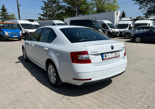 Skoda Octavia cena 53800 przebieg: 218245, rok produkcji 2018 z Wisła małe 326